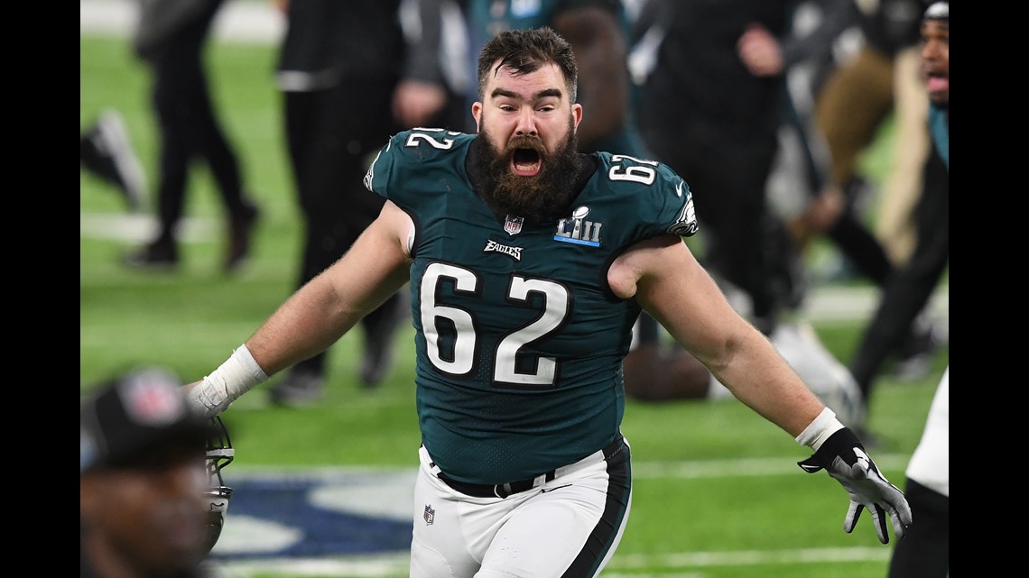 Eagles center Jason Kelce gets married, sequins not included