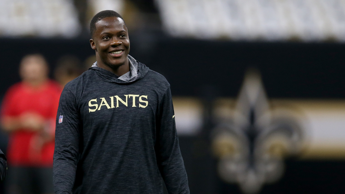 Saints Quarterback Teddy Bridgewater Rides His Bike to Games