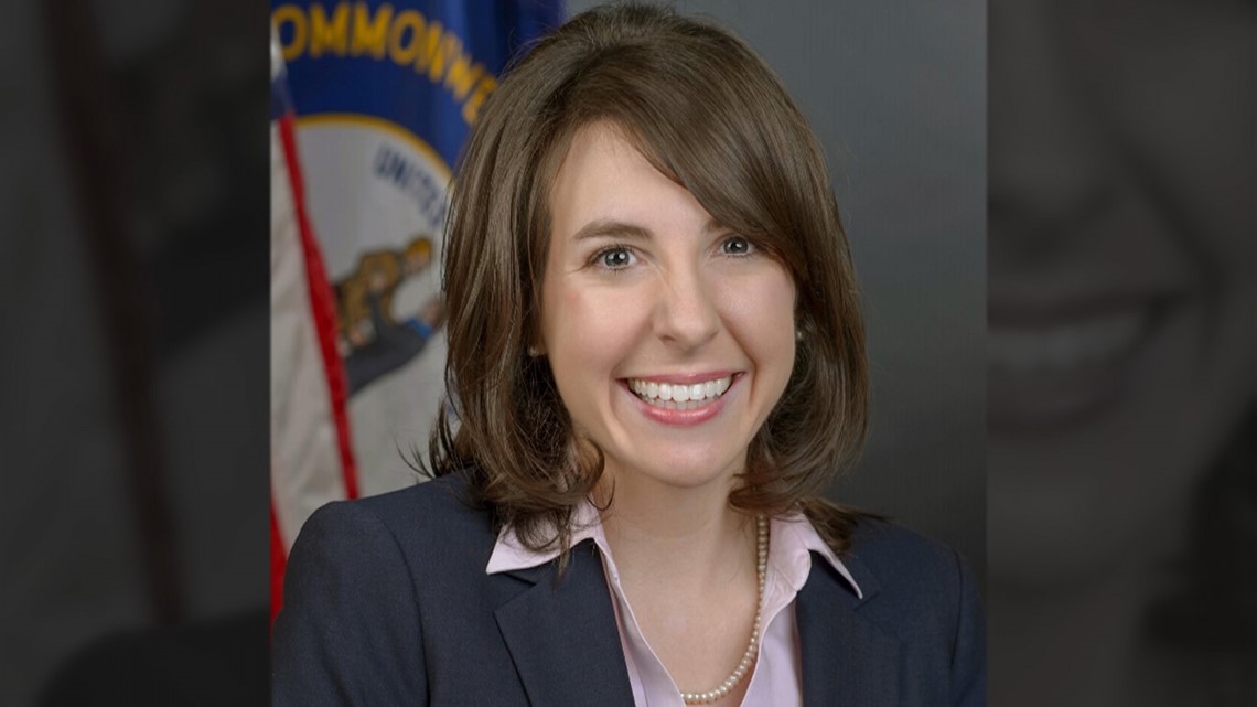 Ky. state treasurer gives birth to baby boy