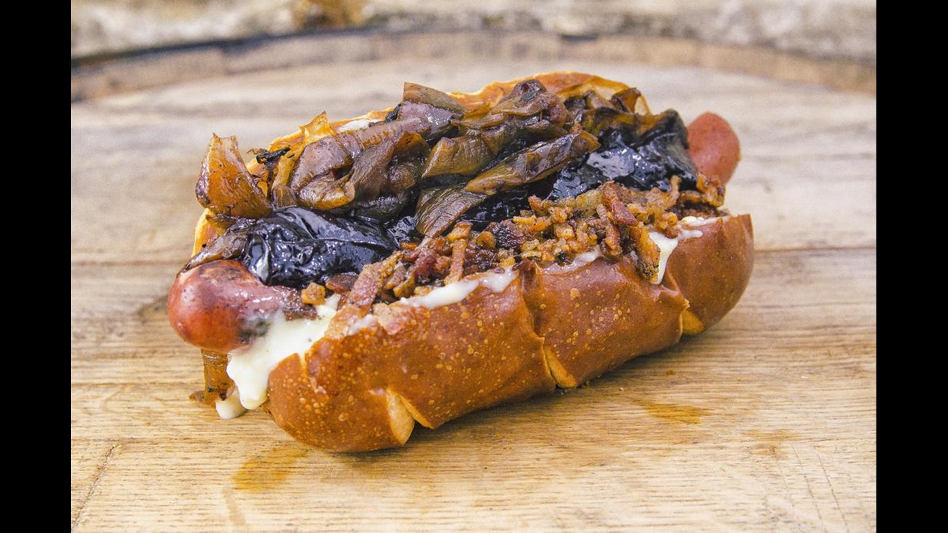 Gourmet sausage food truck opens first brickandmortar location