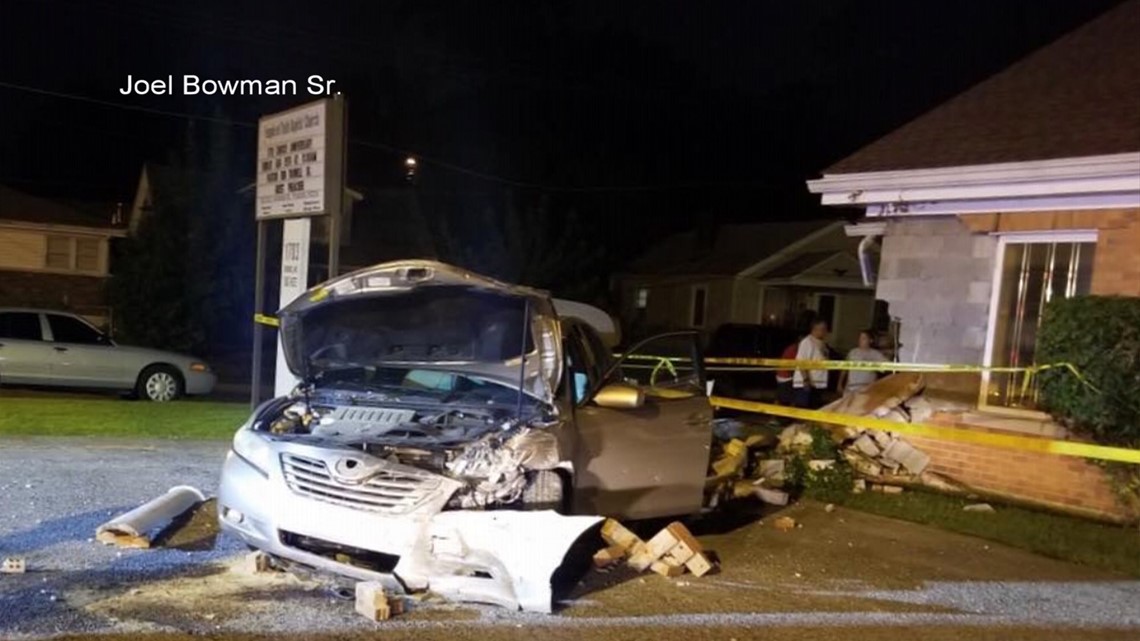 Teens on joyride crash into South Louisville church