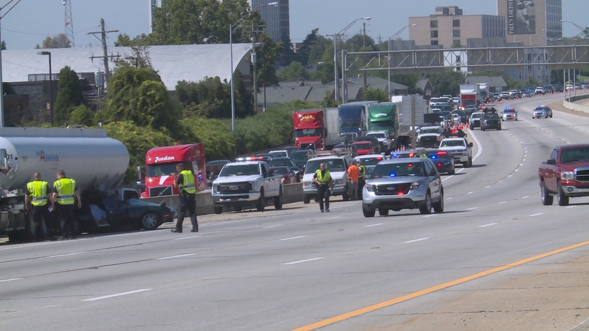 I264E at Bardstown Road open after fatal crash