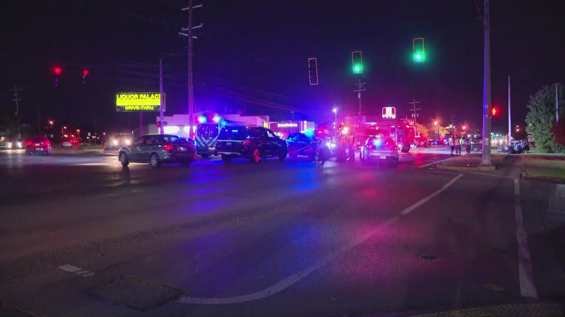 1 dead, another injured after fiery crash on Preston Highway | whas11.com