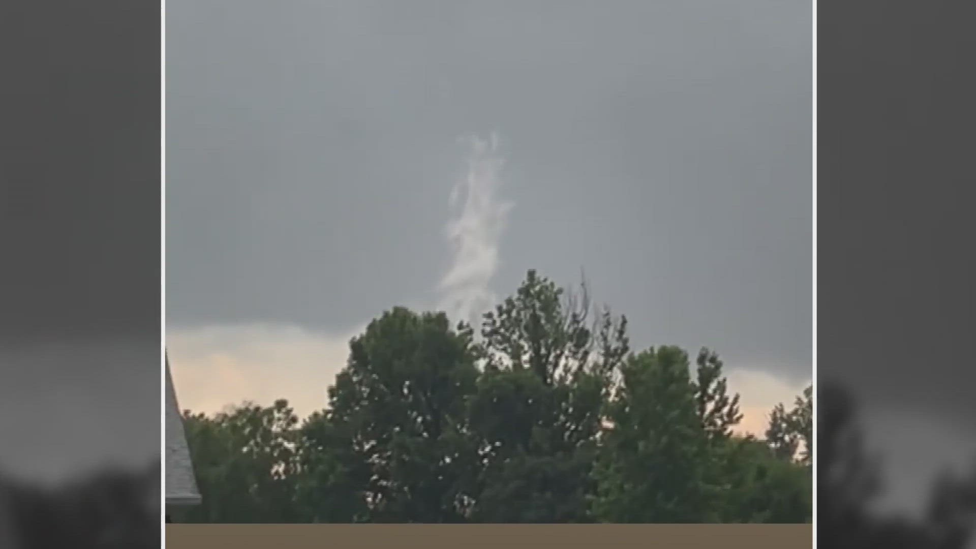 A viewer captured what looks like the start of a tornado over Sellersburg. Chief Meteorologist Ben Pine explains what it was and how it can serve as a warning.