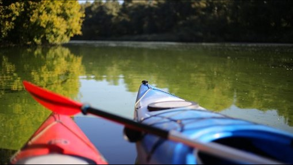 Lexington man dies in kayaking accident