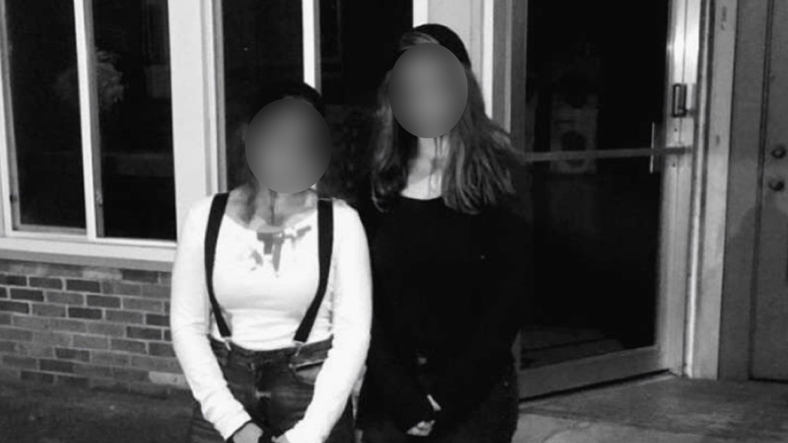 Two Kentucky students suspended after dressing as Columbine shooters |  
