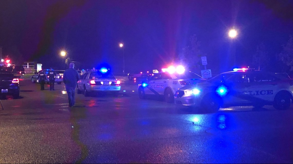 Police: 1 dead, 1 injured in South Crums Lane shooting | whas11.com