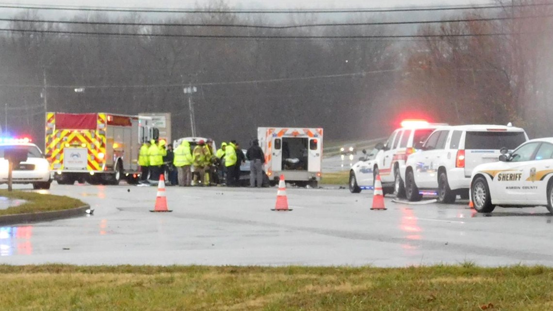 2 dead in Elizabethtown crash