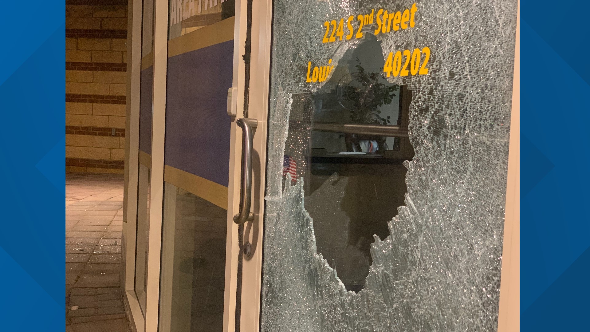 Gun Shots Fired During Protest, WHAS11 News Crew Get Behind Wall ...