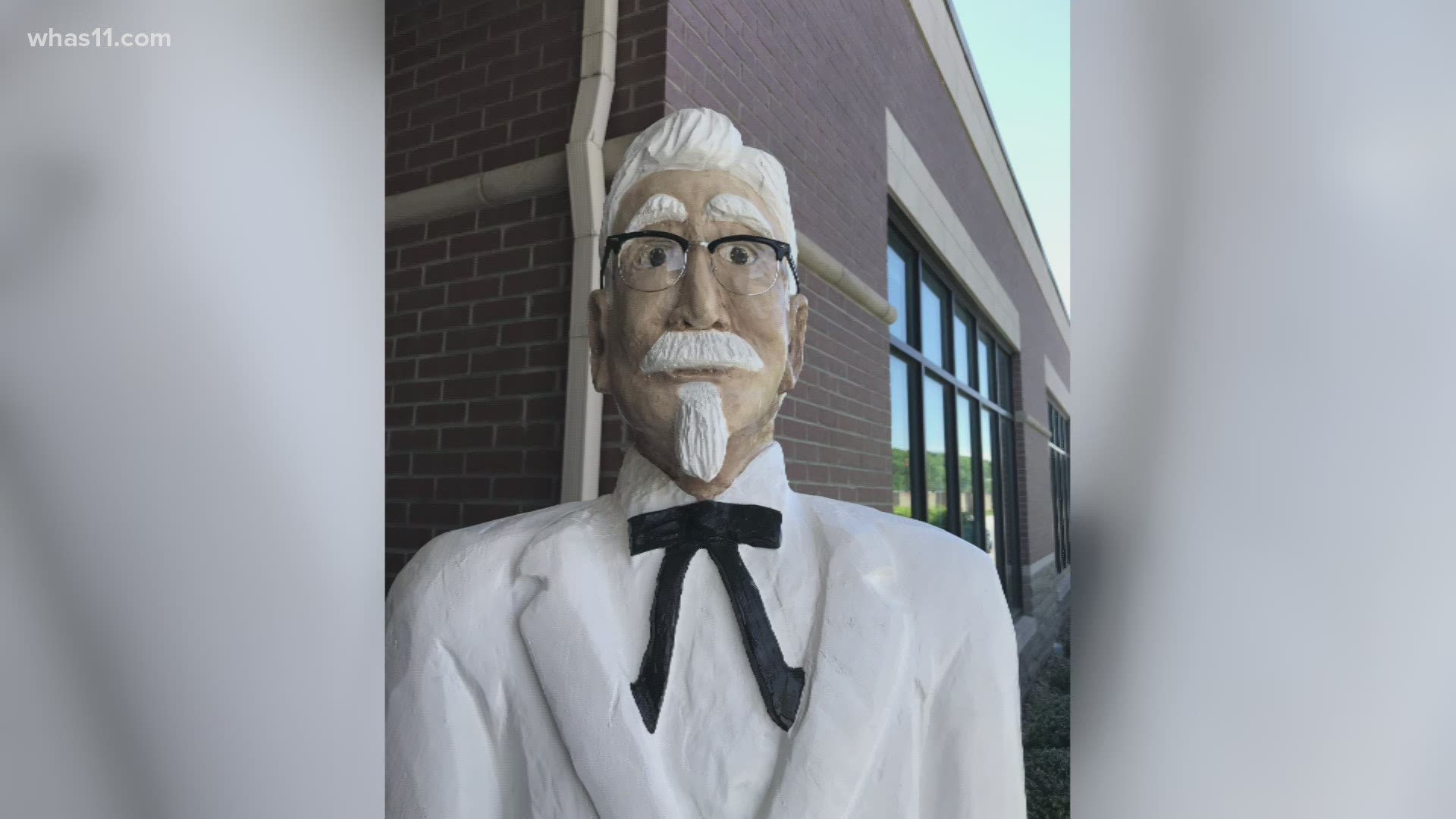 Kfc Founder Colonel Sanders Statue Unveiled In Corbin Whas11 Com