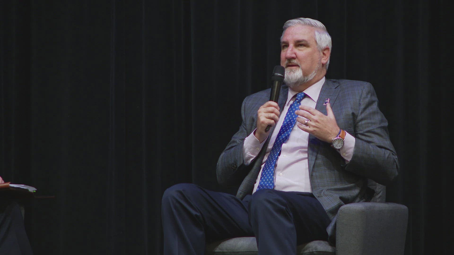 Governor Eric Holcomb visited New Albany in the final days of his final term, reaching southern Indiana for a victory lap on the state economy.