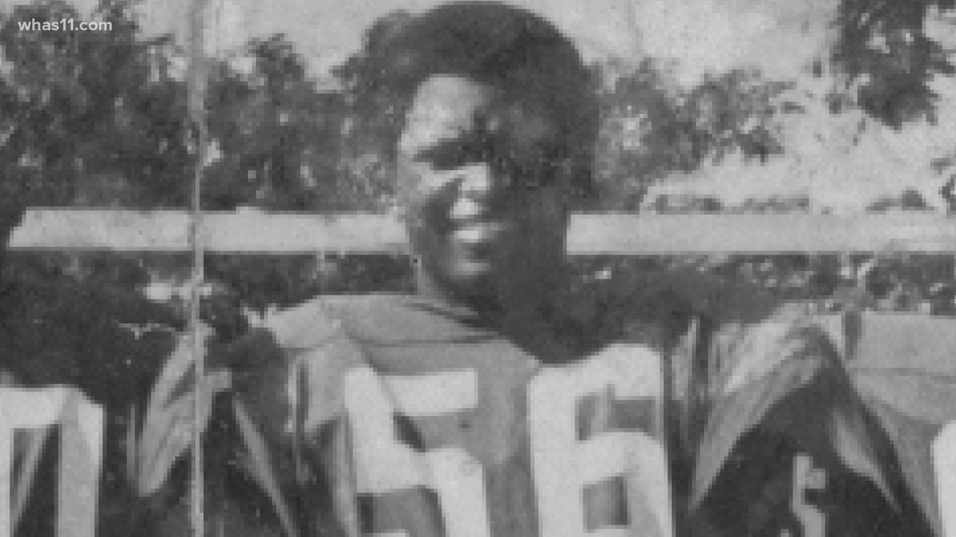 The Kentucky tight end's grandfather, Godwin Blyden, was a star football player in the Bahamas.