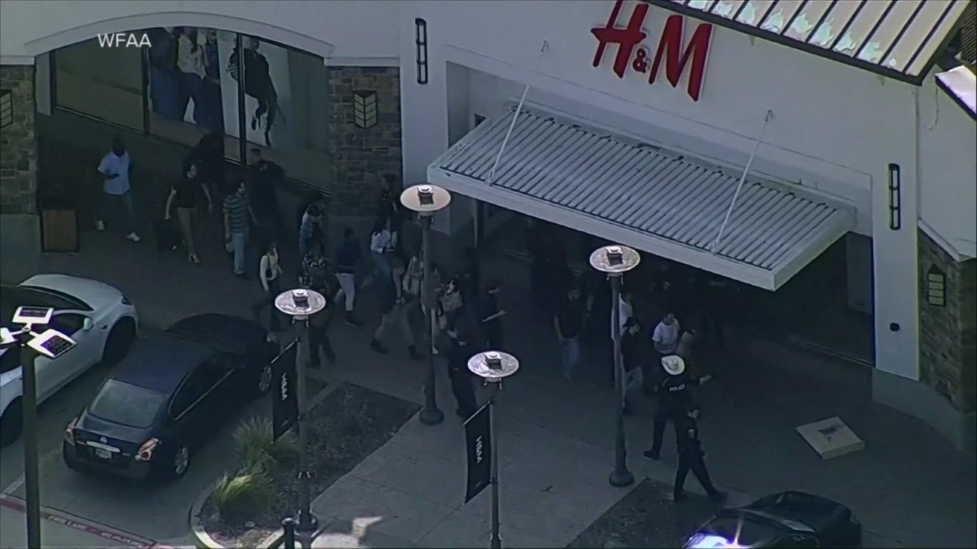 Allen Premium Outlets shooting: 8 killed at mall near Dallas