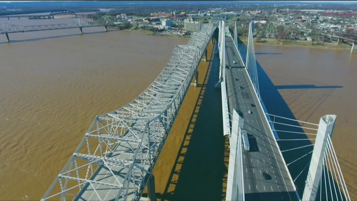 RiverLink Boosts Customer Service Staffing to Enhance Toll Service Experience