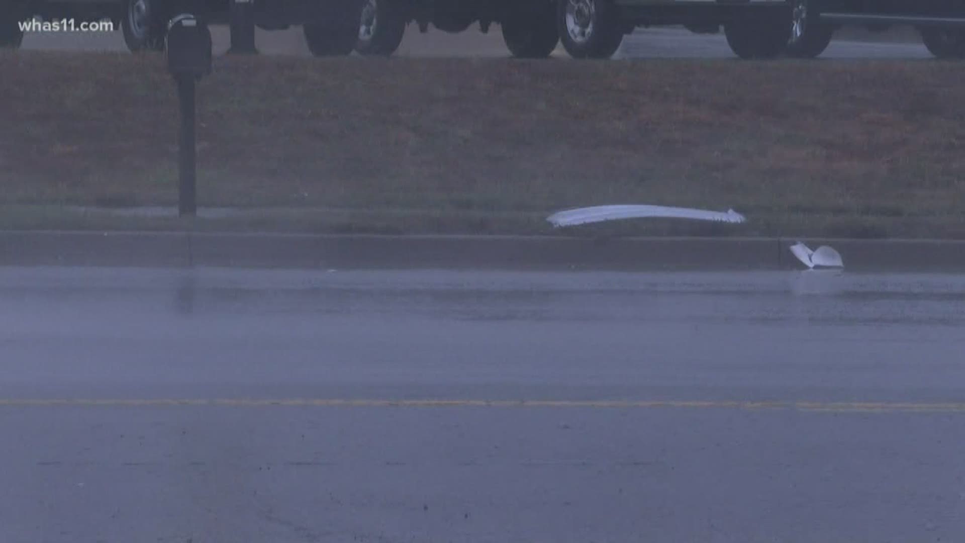 2 dead in Elizabethtown crash