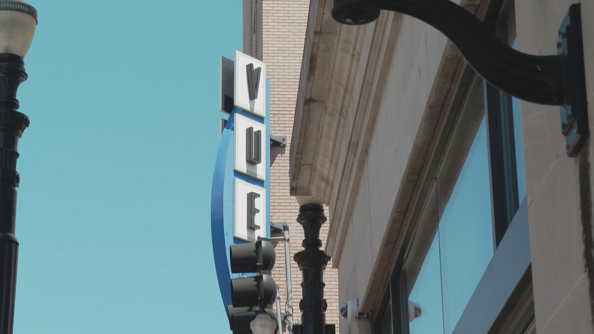 The Vue at 3rd is located on 3rd and Guthrie in downtown Louisville, right by the Louisville water headquarters.