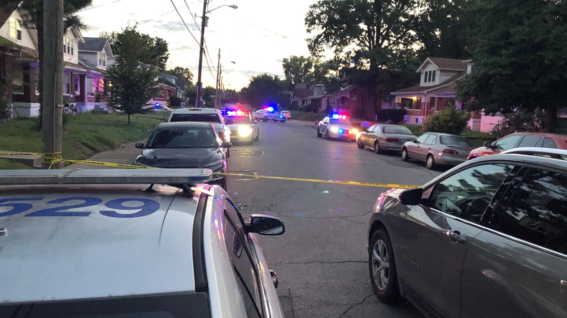 Shawnee Neighborhood Scene Of Deadly Shooting Lmpd Confirms 0641
