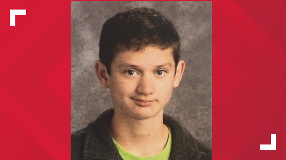 2 dead in Elizabethtown crash