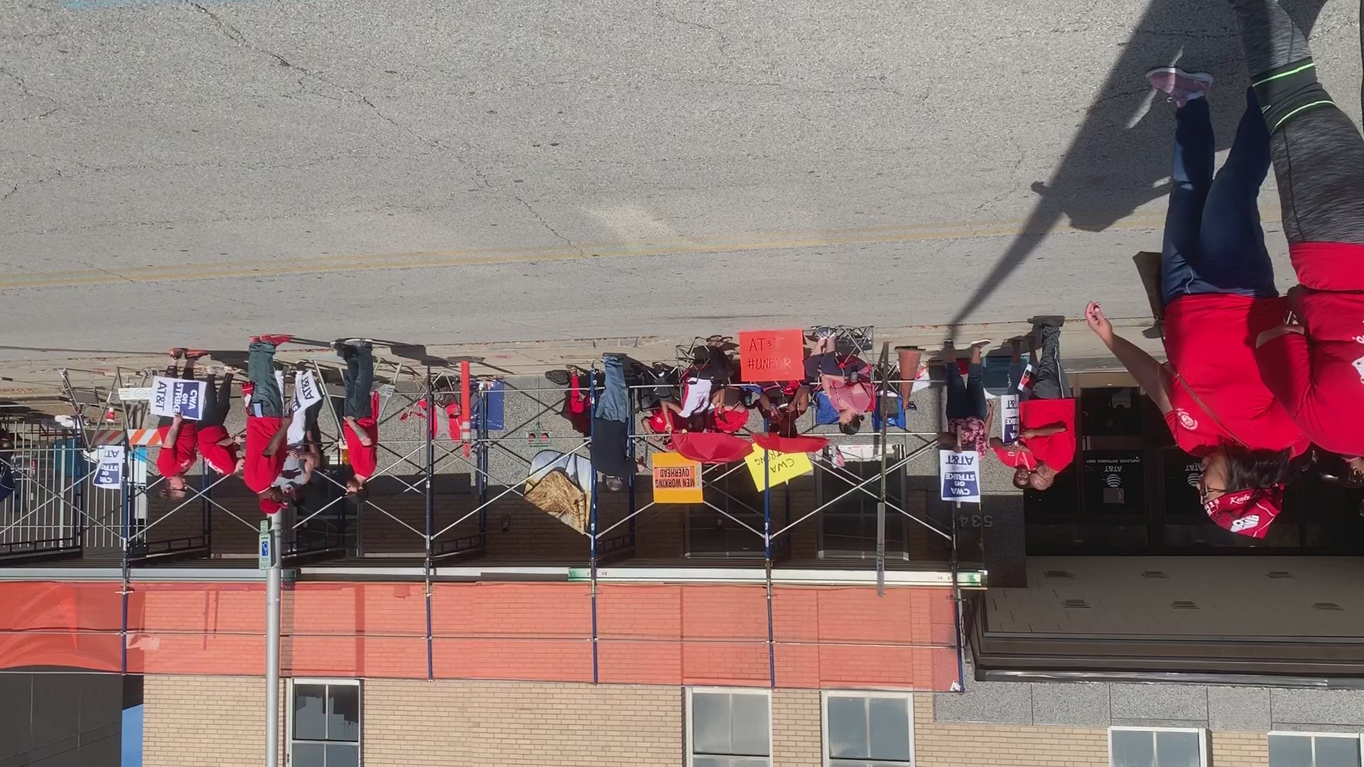 In Louisville, we're told at least 900 are expected to picket at the AT&T central office on Frey’s Hill Road.