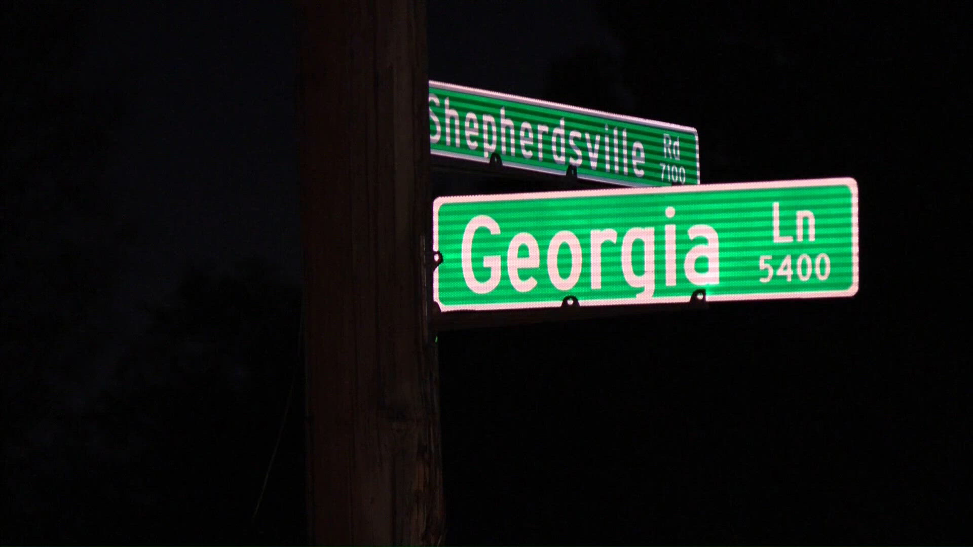 Lmpd Officers LMPD officer involved in collision on Shepherdsville Road | whas11.com