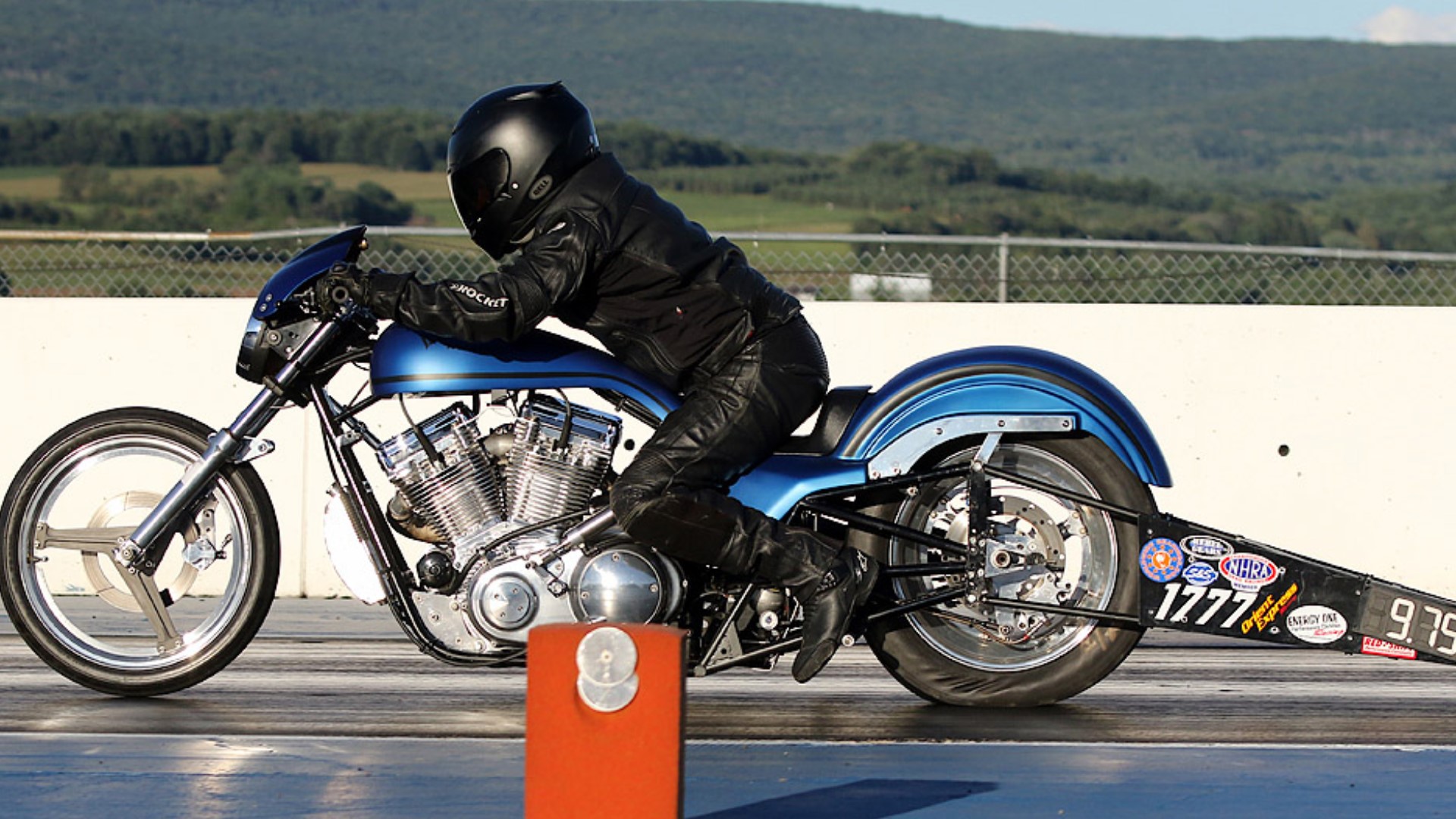 Rev up your engine! AHDRA all-American motorcycle drag racing | whas11.com