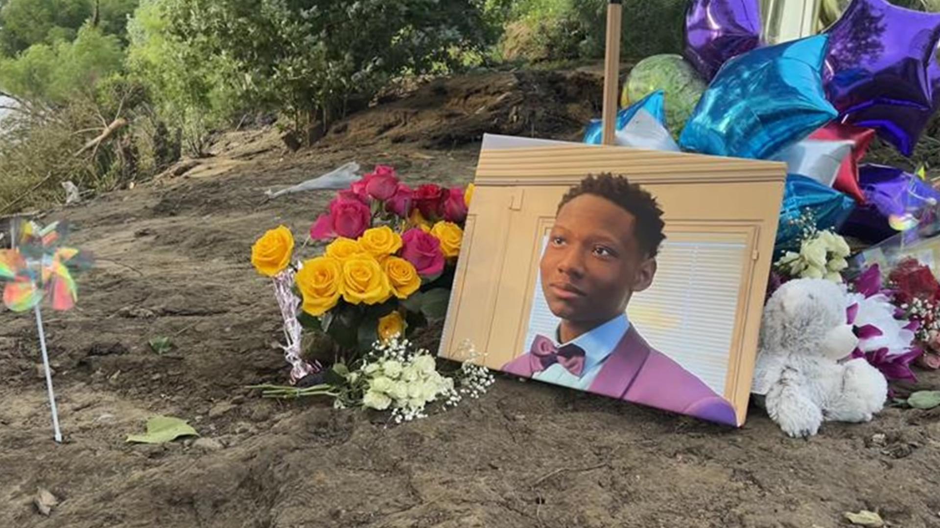Family mourns teen lost in Ohio River tragedy | whas11.com
