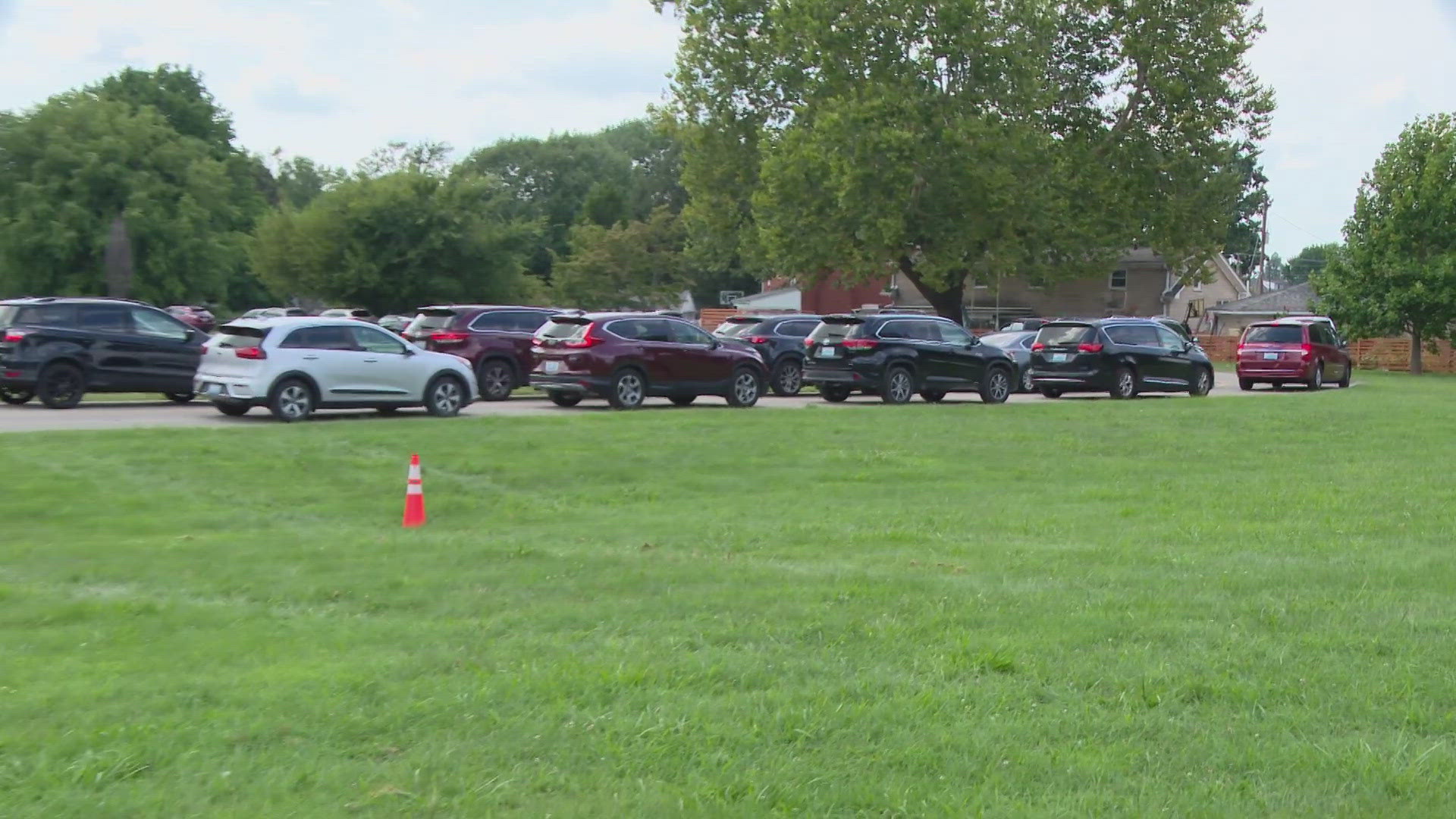 It's been almost one week since school opened for Jefferson County Public Schools, and parents said its now time for them to do something about long car lines.