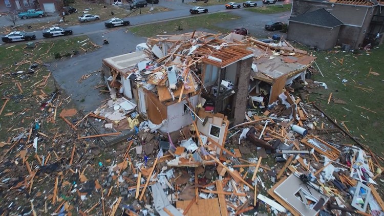 'Total devastation' | Drone video shows Bowling Green, Kentucky tornado damage
