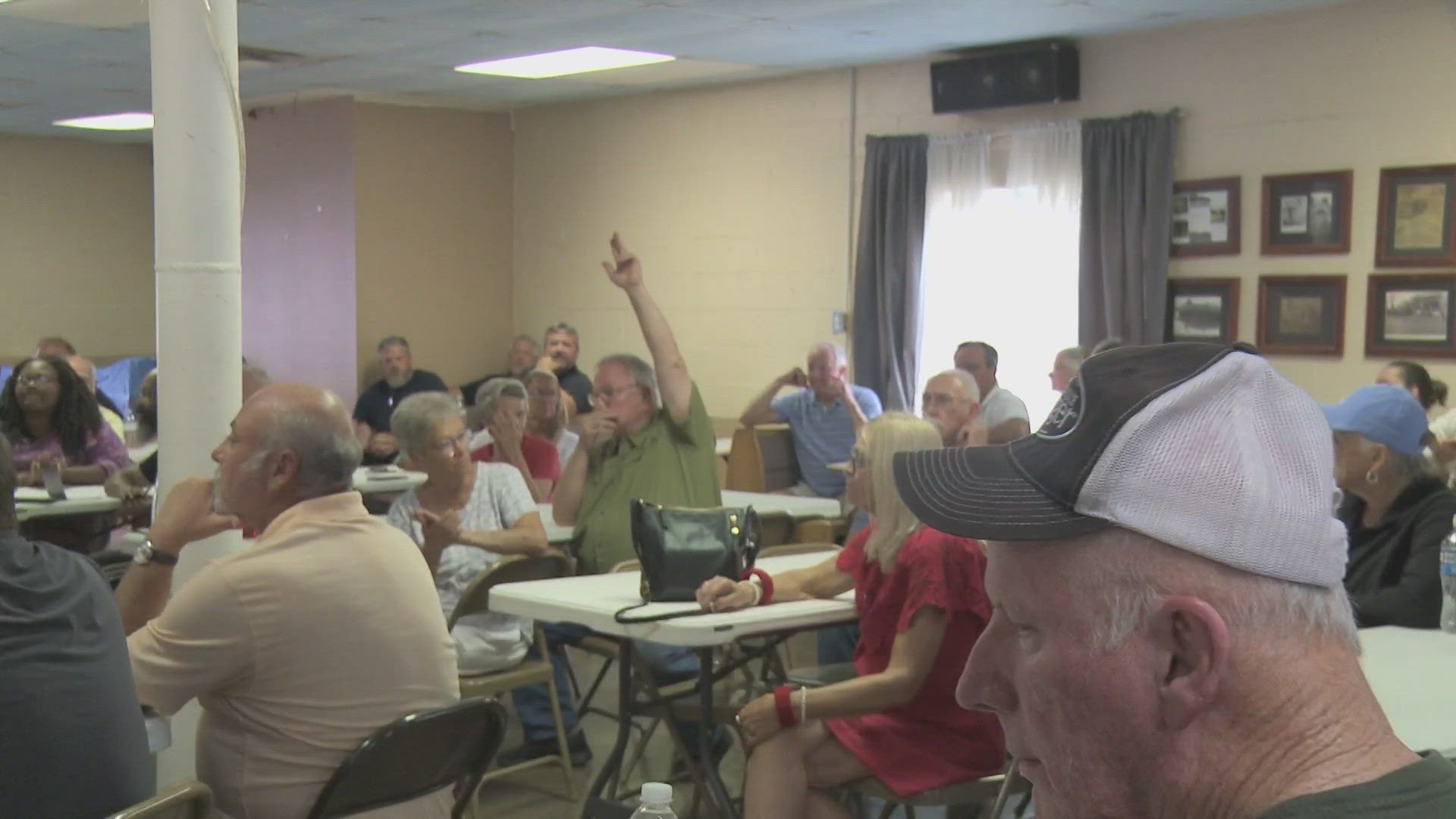 Utica Township residents say they want a better fire service | whas11.com