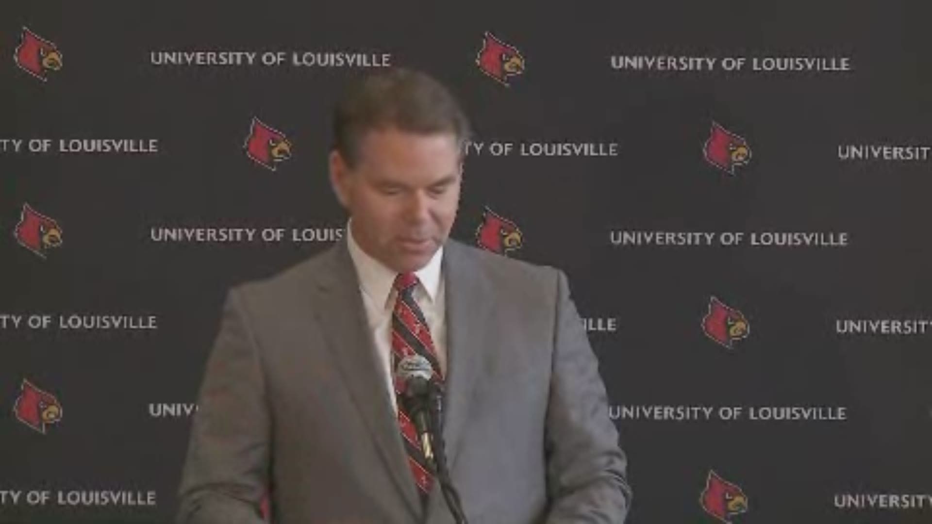 UofL Athletic Director Vince Tyra introduces Chris Mack as head coach