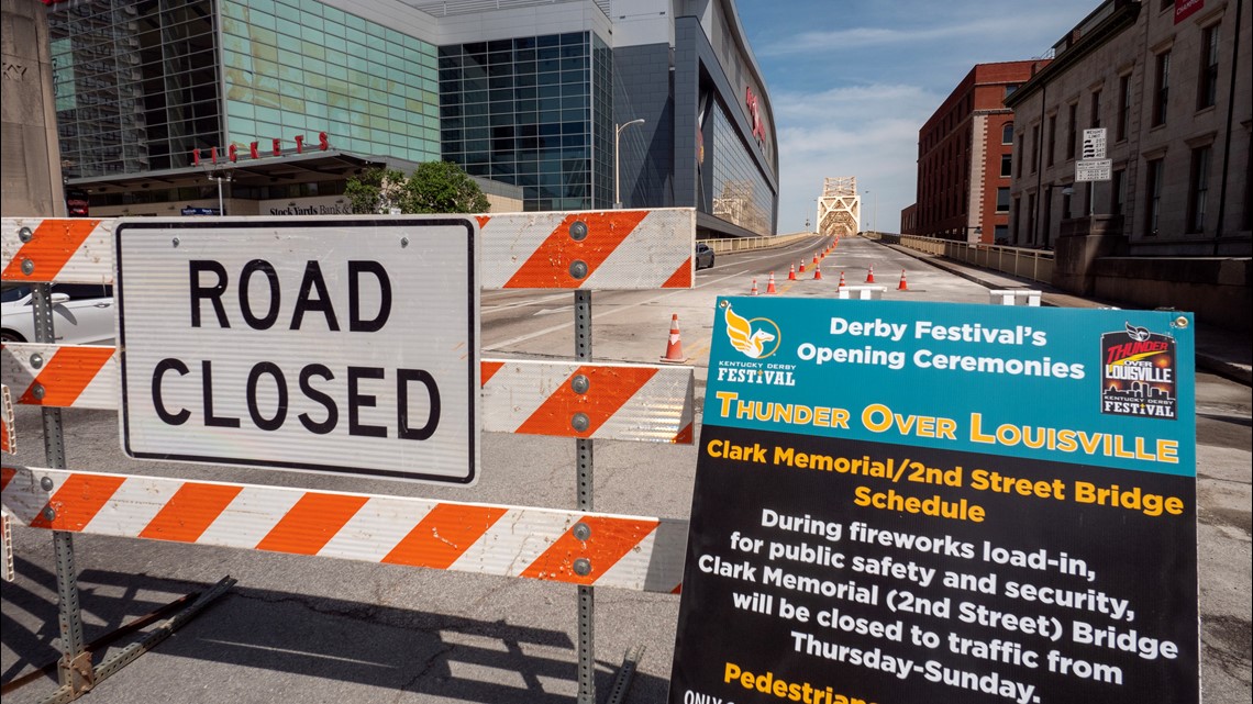 Louisville bridge shut down for Thunder Over Louisville fireworks - Vimarsana News