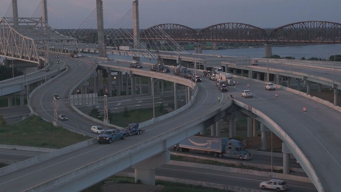 I-65サウスは、閉鎖の中で安全性を高めるために修理を見ています