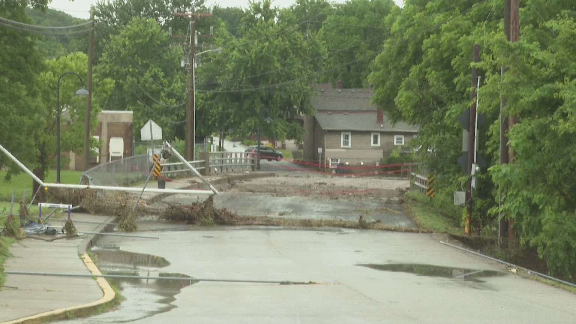 'We got out safe': Drag queens and church group survive Lanesville flash flooding