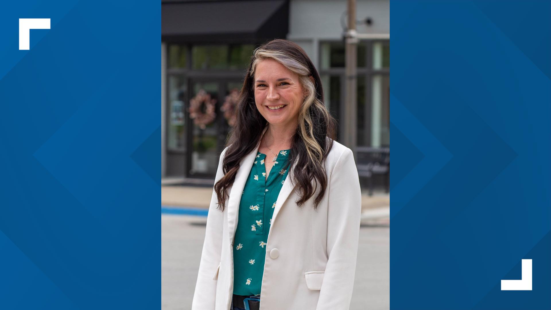 Charlestown mayor Treva Hodges to step down | whas11.com