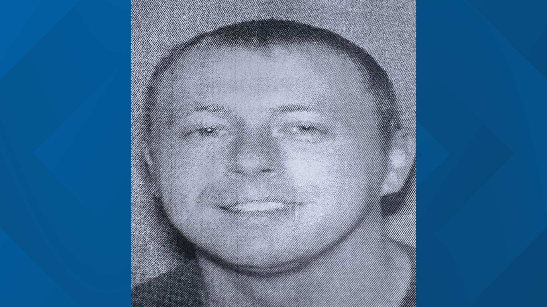 Law enforcement agencies in Kentucky are looking for 32-year-old Joseph Couch, who they believe is responsible for injuring five people and two others on I-75.