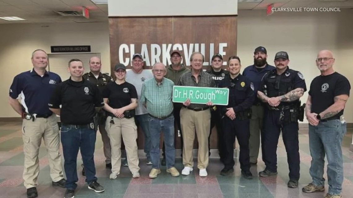 Clarksville dedicates street in honor of Indiana vet's incredible