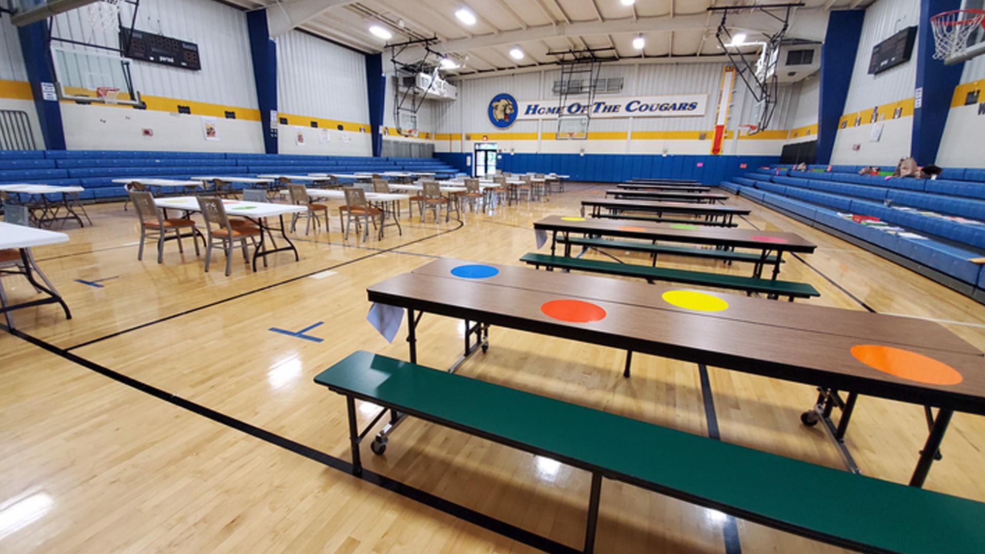 Floyds Knobs Elementary ready to students back to school