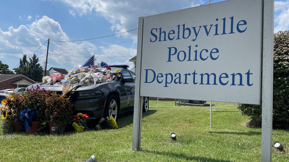 Shelbyville Police officer killed in Okolona hitandrun