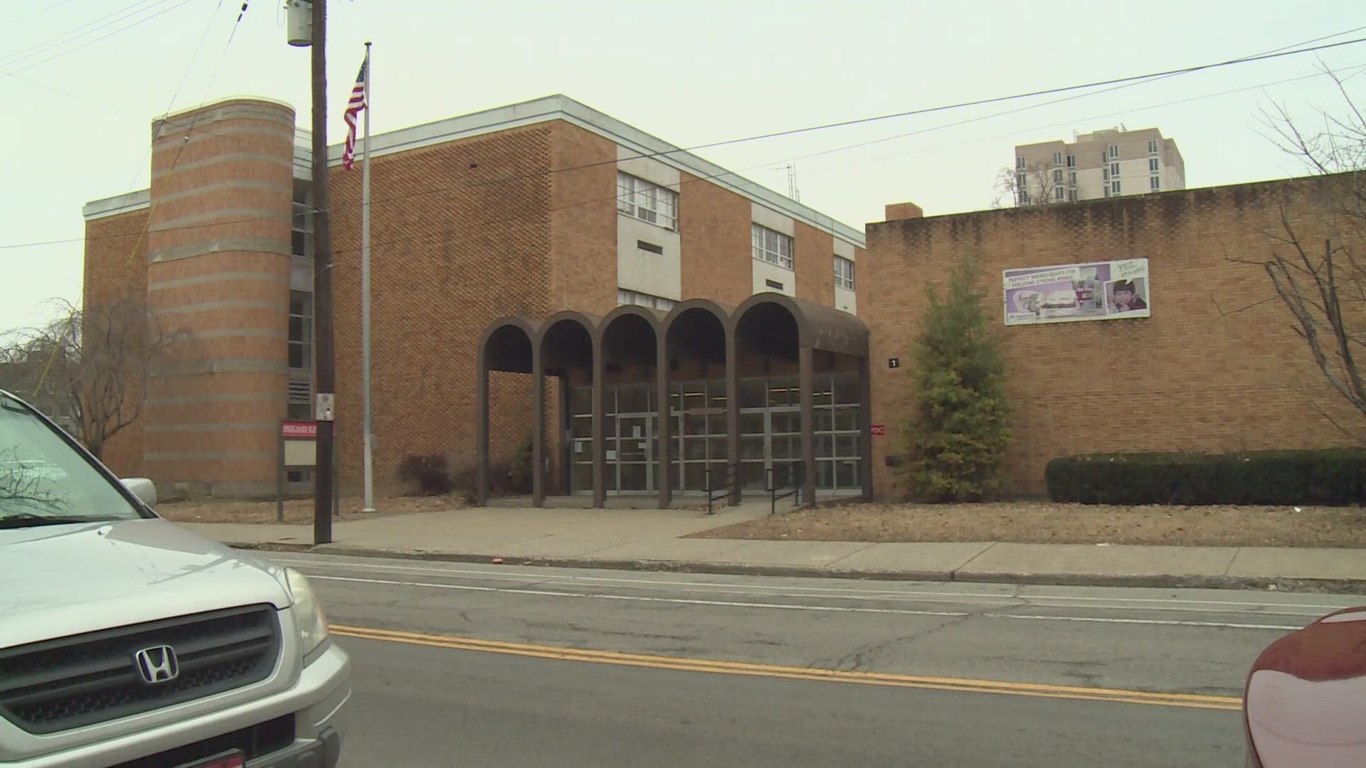 The Jefferson County Board of Education voted unanimously on Tuesday to combine Whitney Young Elementary and Engelhard Elementary.
