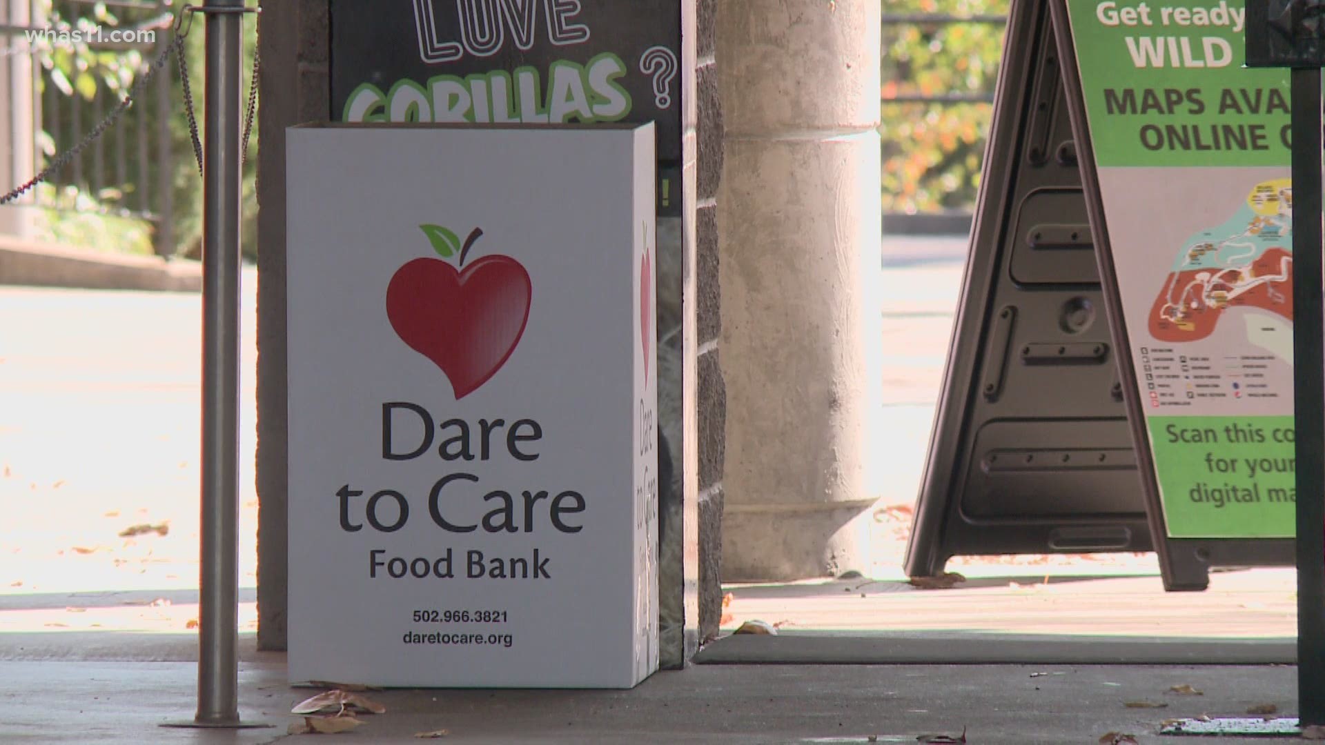 The Zoo teamed up with Kroger and Dare to Care for a food drive.