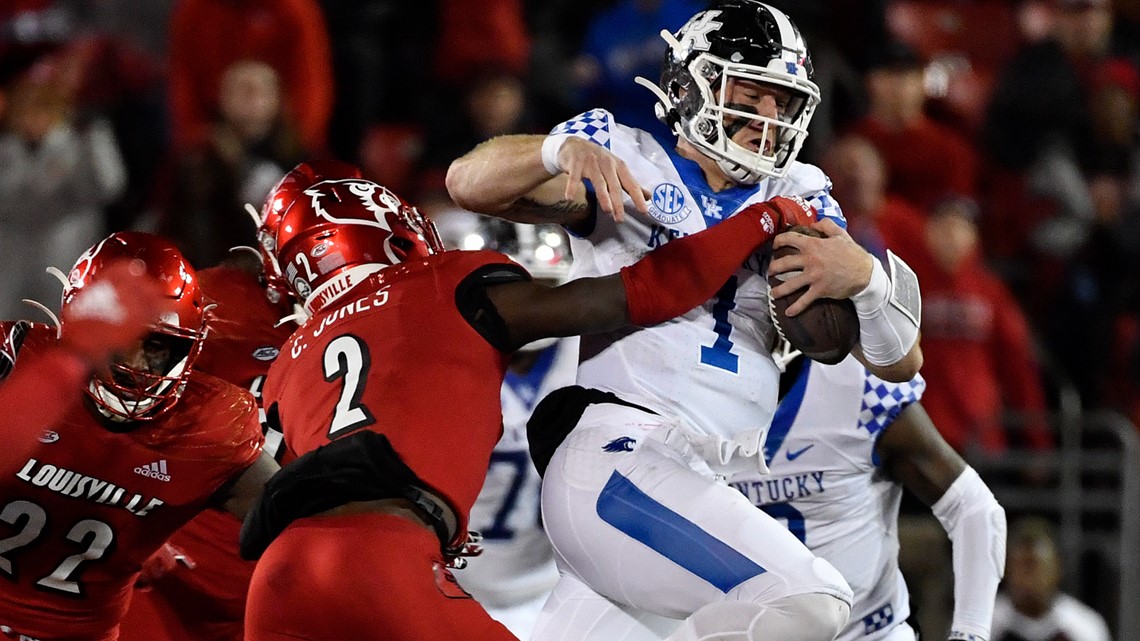 Lamar Jackson is overwhelmed after having his jersey retired by Louisville