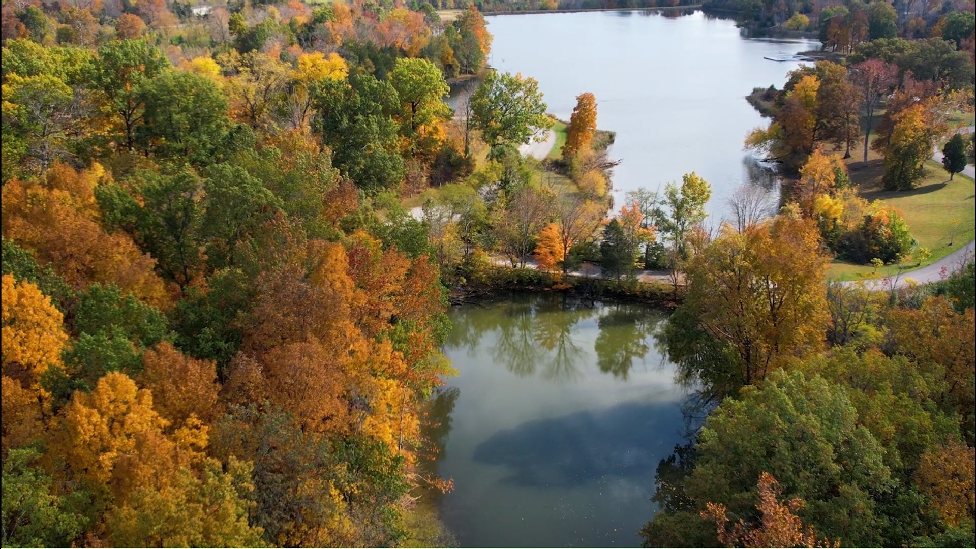 Check out these picturesque views of the fall season captured by WHAS11 drone pilots.