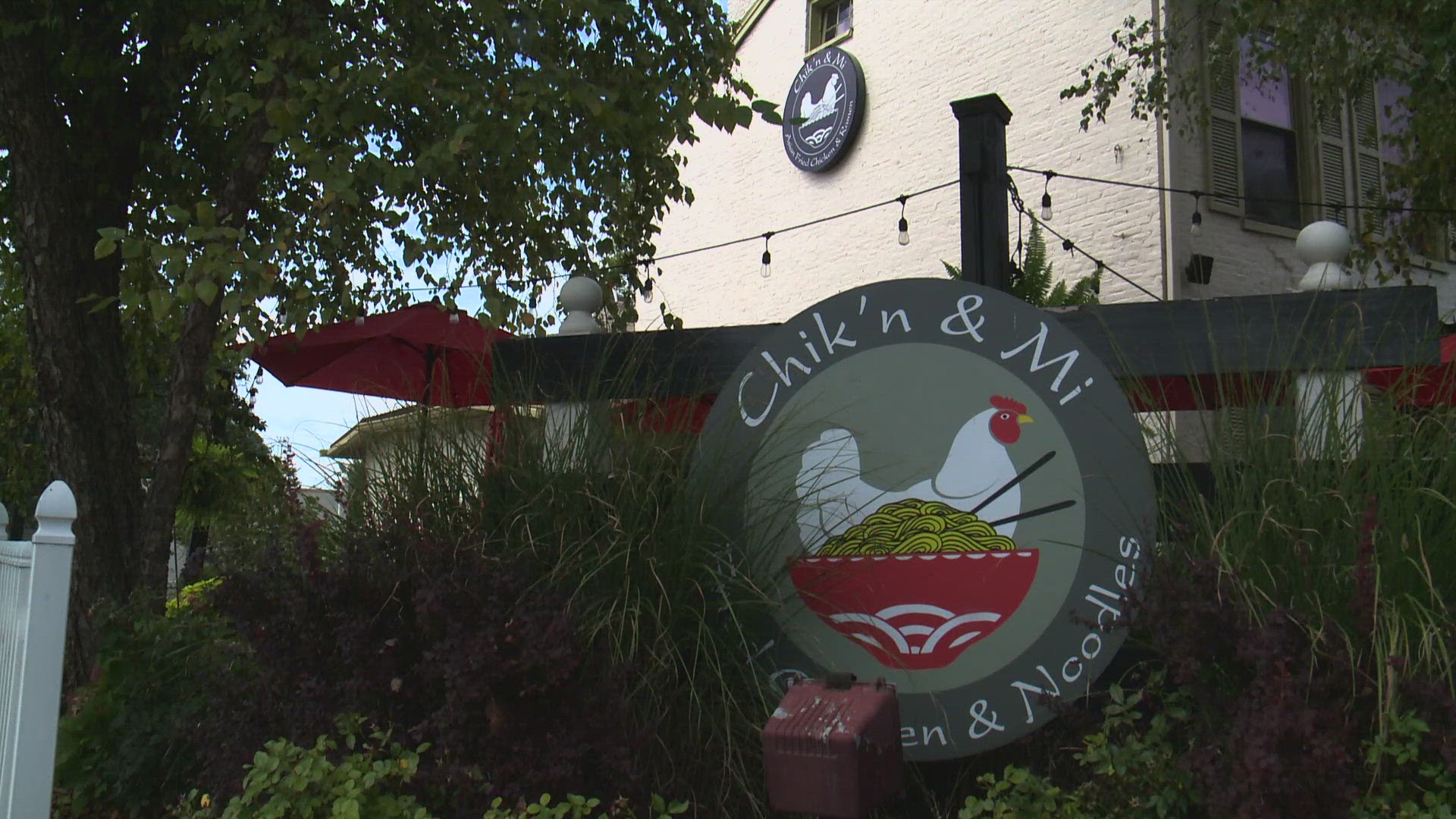 Chik'n & Mi owners said a broken kitchen exhaust fan forced the restaurant to close for days, and would take a lot of money to repair.