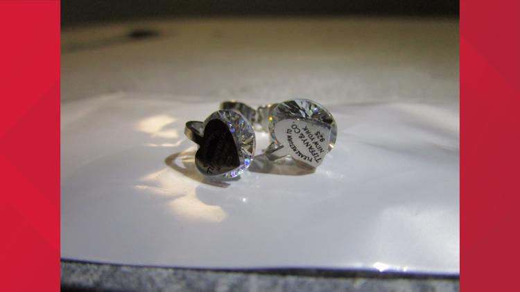 CBP agents in Louisville seize package from China containing $2.5 million  in counterfeit jewelry, News
