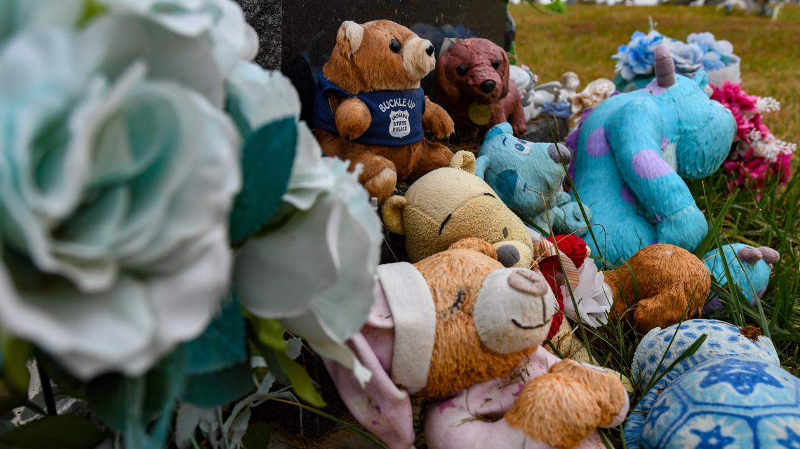 Unnamed boy found in suitcase in Indiana laid to rest in Salem