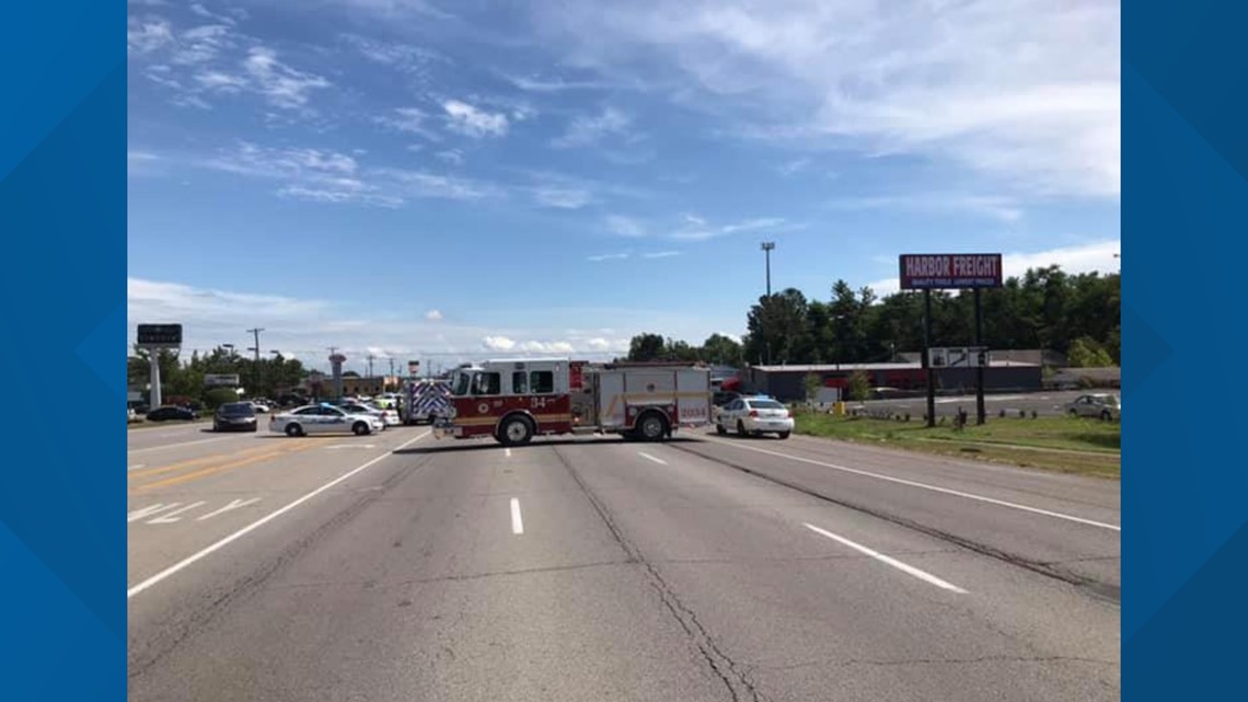 Crash kills 2 in Elizabethtown