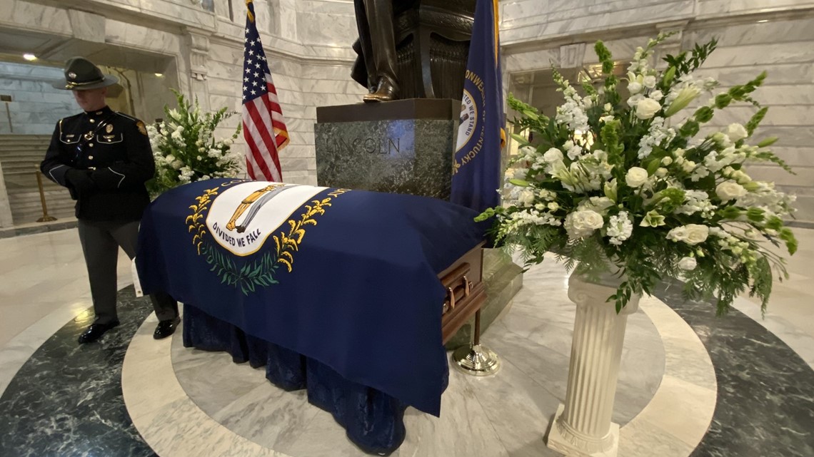 Former Kentucky Governor John Y. Brown Jr. lies in state at Capitol Rotunda