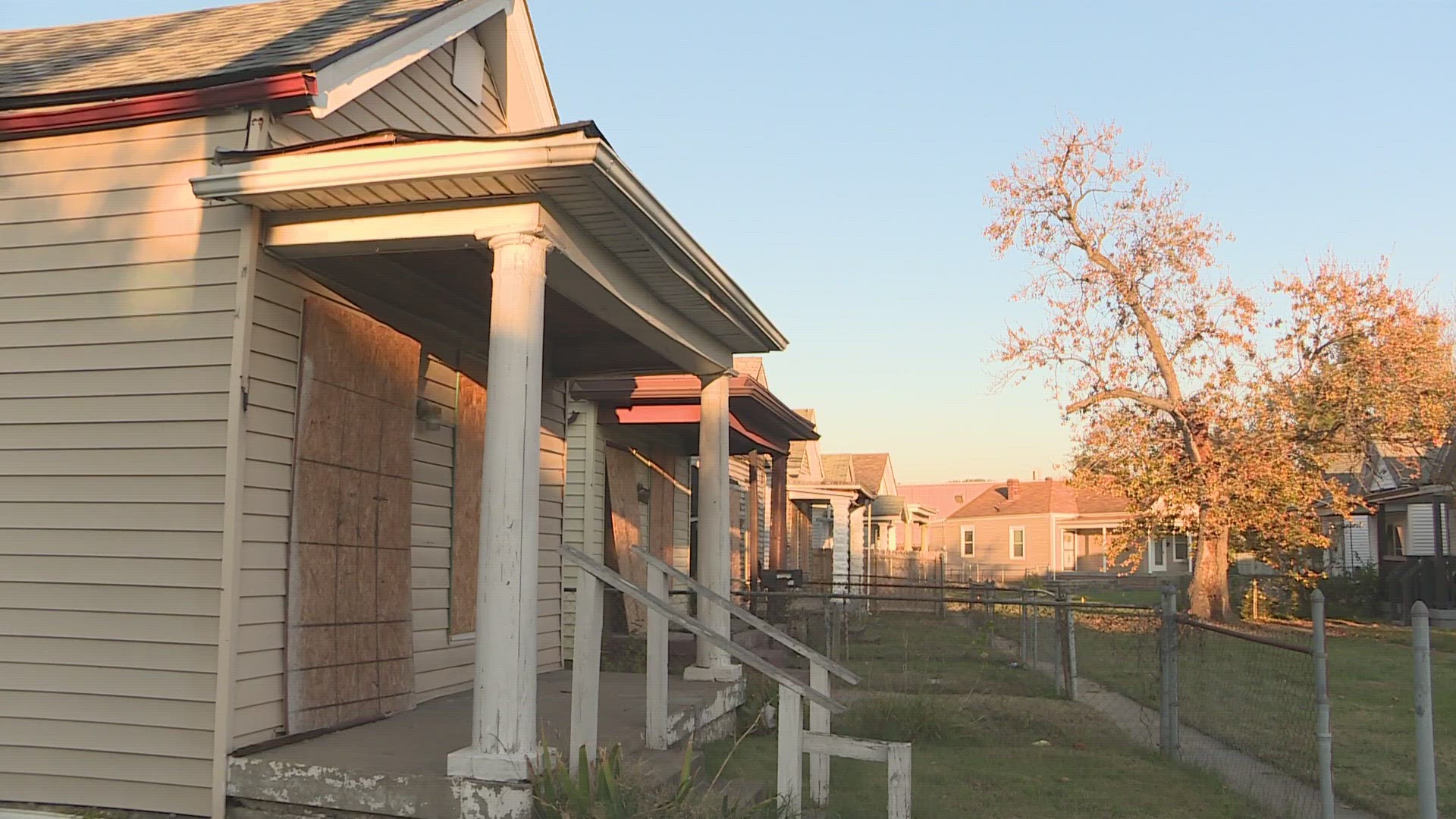 While a set of historic shotgun homes in the Meriwether neighborhood may look blighted, some prefer to remember the beauty of what once stood there.