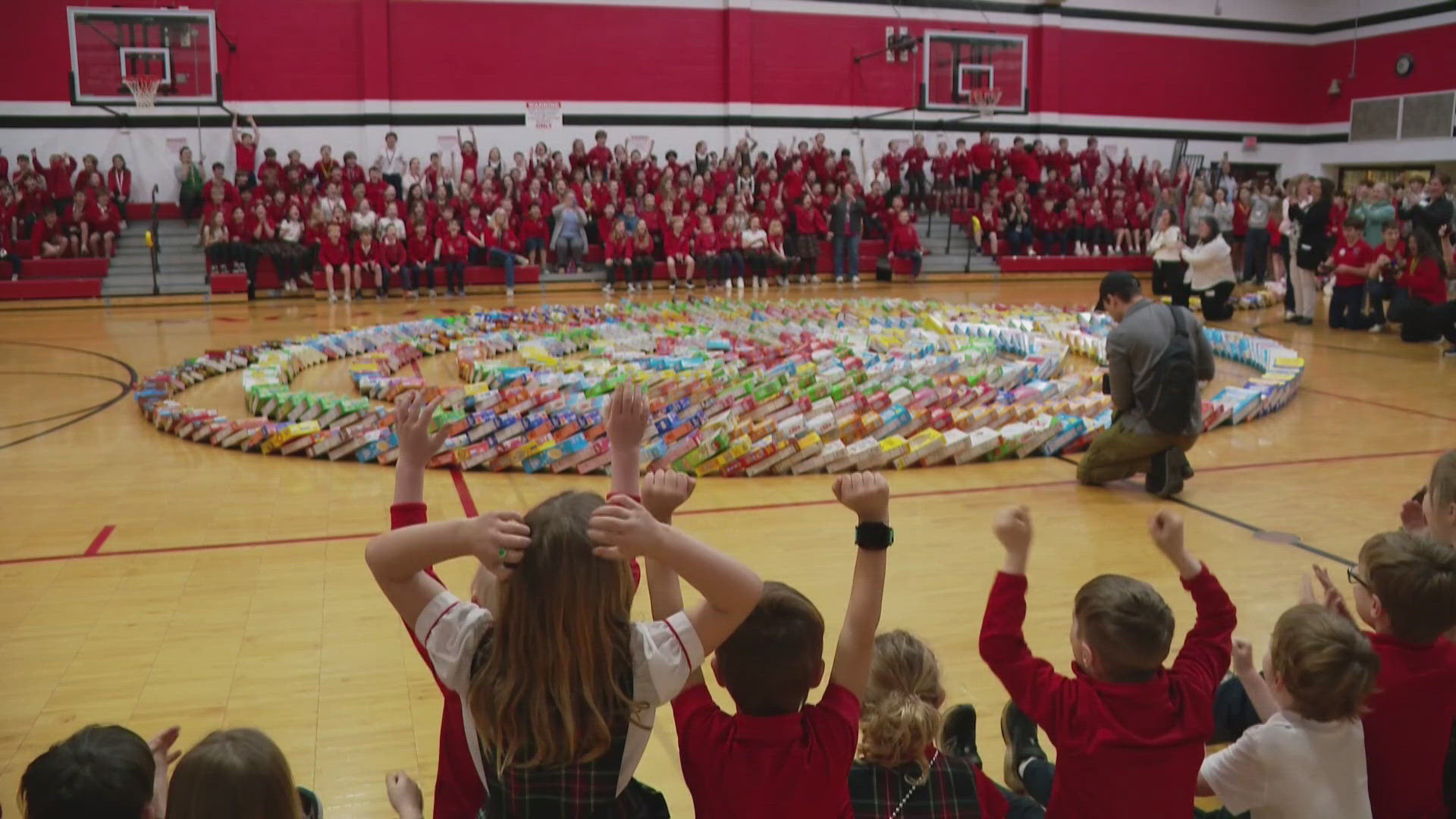 Louisville students participate in viral rally for good cause | whas11.com