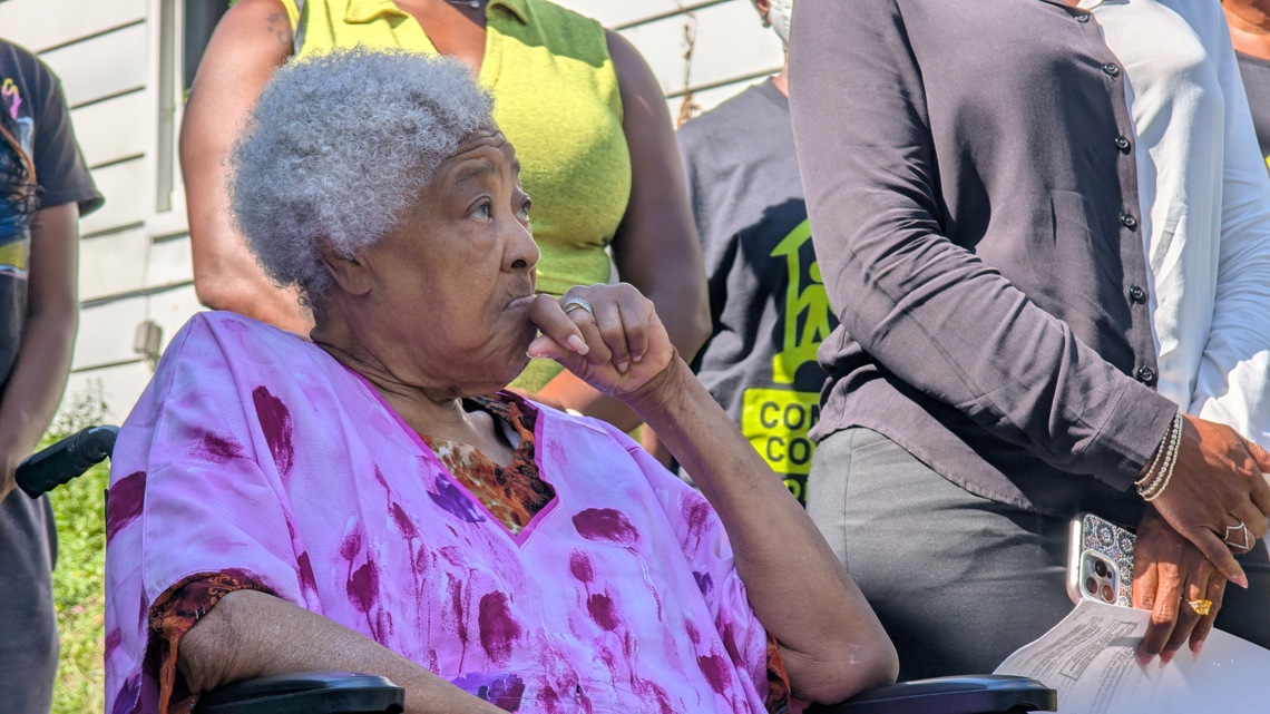Man charged in fraudulent deed takeover targeting elderly woman ...